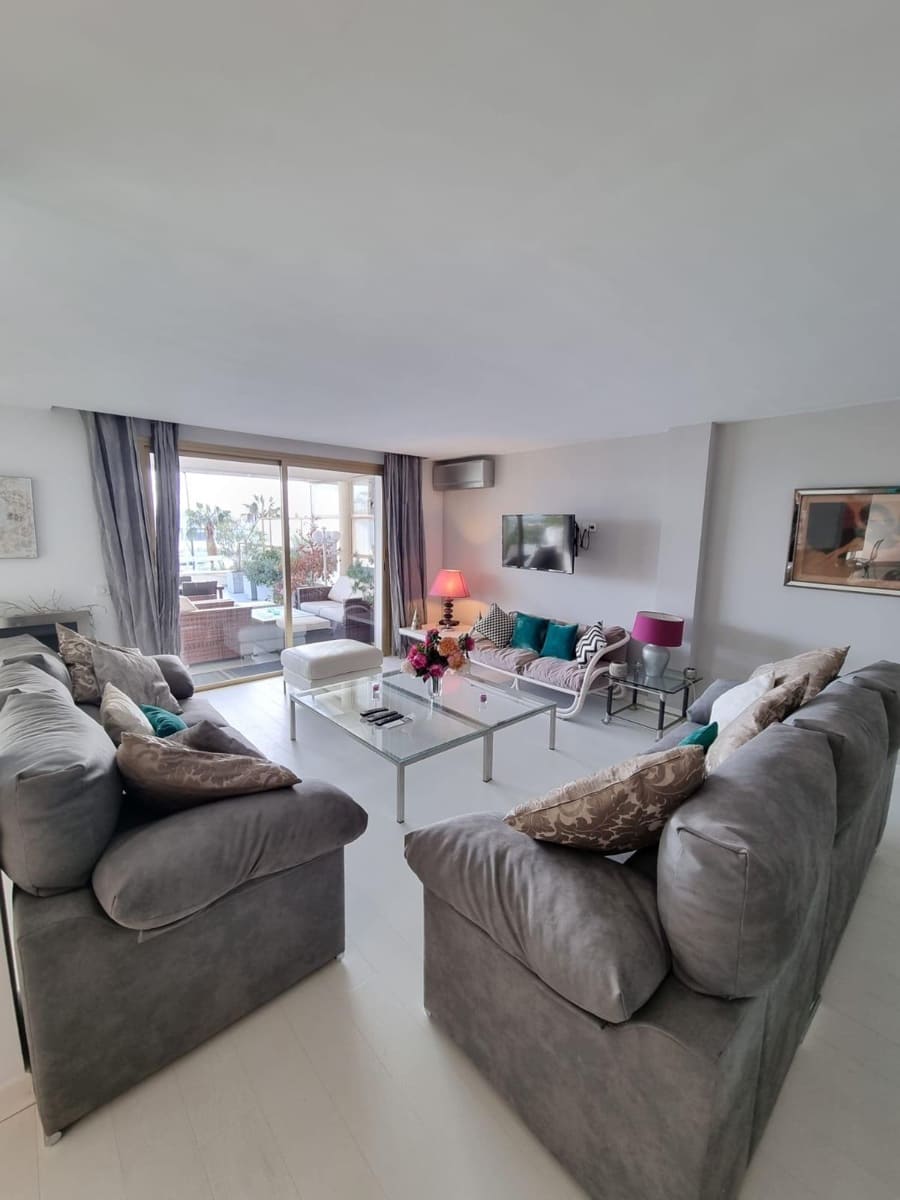 2 Zimmer Penthouse zu vermieten in Palma de Mallorca mit Garage - 4.000 € (Ref: 9825332)
