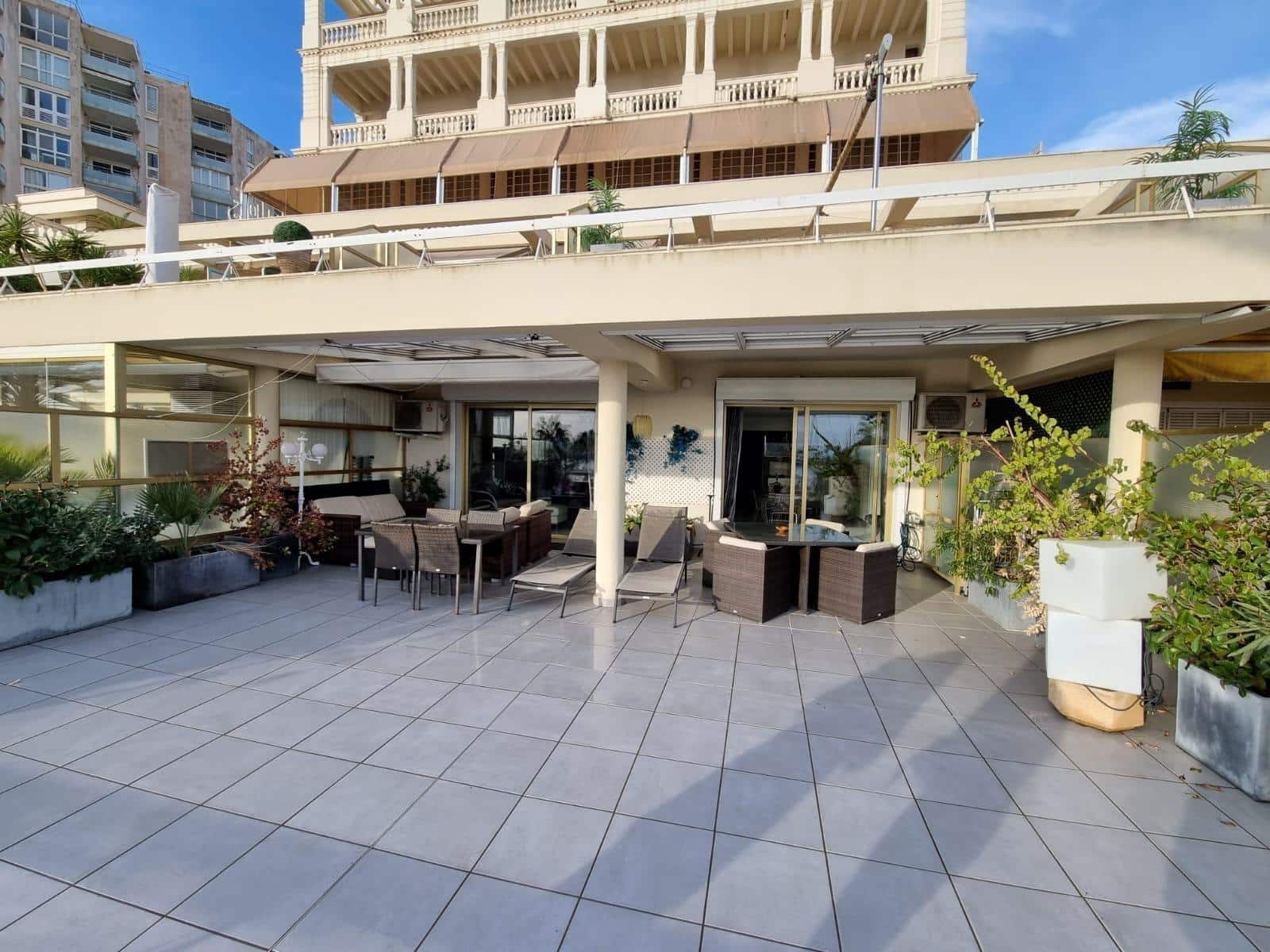 2 Zimmer Penthouse zu vermieten in Palma de Mallorca mit Garage - 4.000 € (Ref: 9825332)