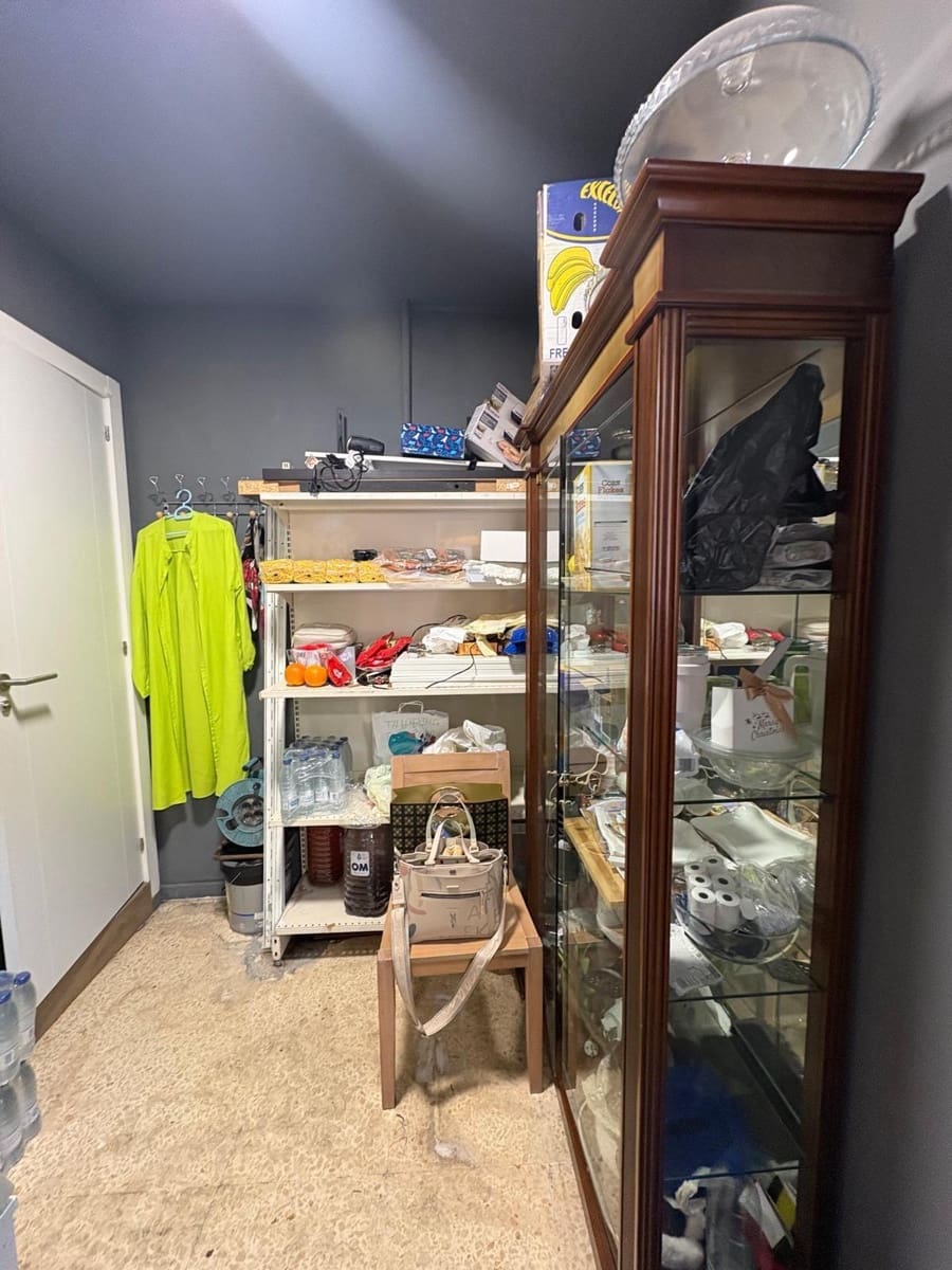 Erhverv til leje i Palma de Mallorca - € 930 (Ref: 9831606)