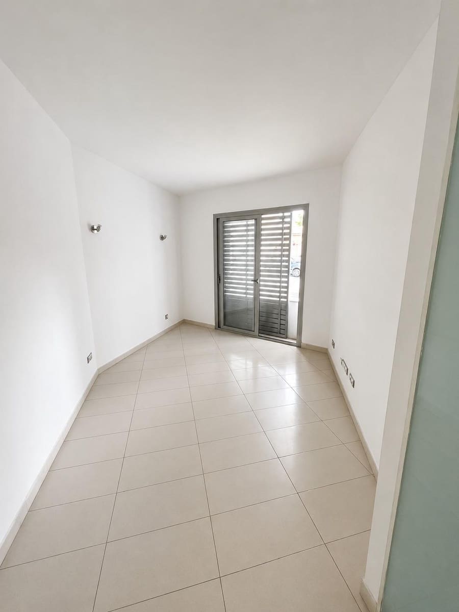 1 slaapkamer Appartement te koop in Palma de Mallorca - € 240.000 (Ref: 9831607)