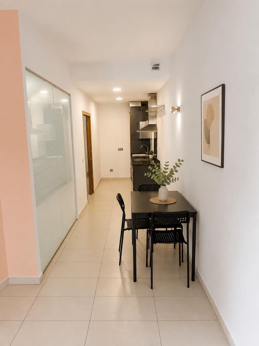 1 slaapkamer Appartement te koop in Palma de Mallorca - € 240.000 (Ref: 9831607)