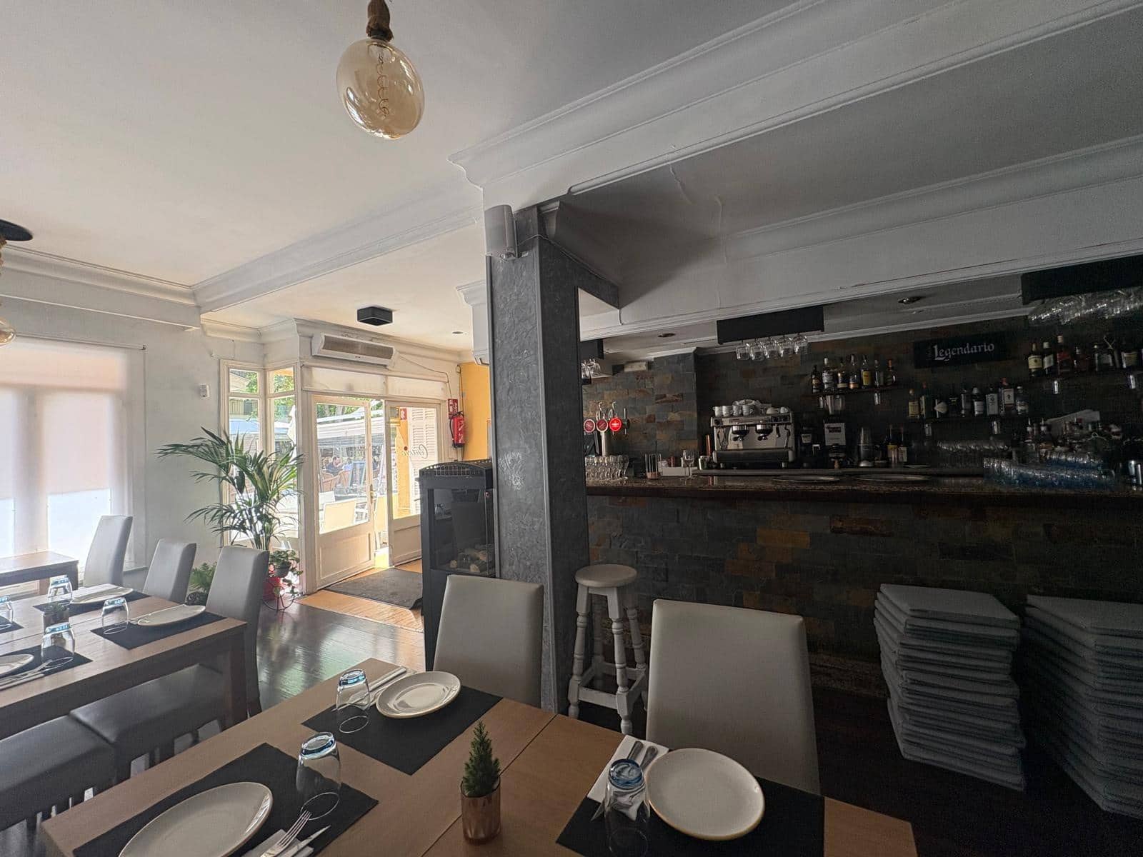 Business for rent in Pollensa / Pollenca - € 3,060 (Ref: 9839321)