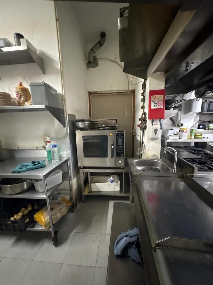 Business for rent in Pollensa / Pollenca - € 3,060 (Ref: 9839321)