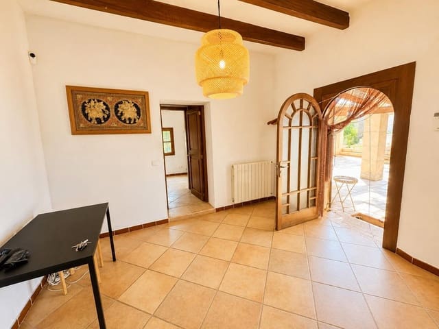 4 soveværelse Finca/Landehus til salg i Manacor med swimmingpool garage - € 1.500.000 (Ref: 9846303)