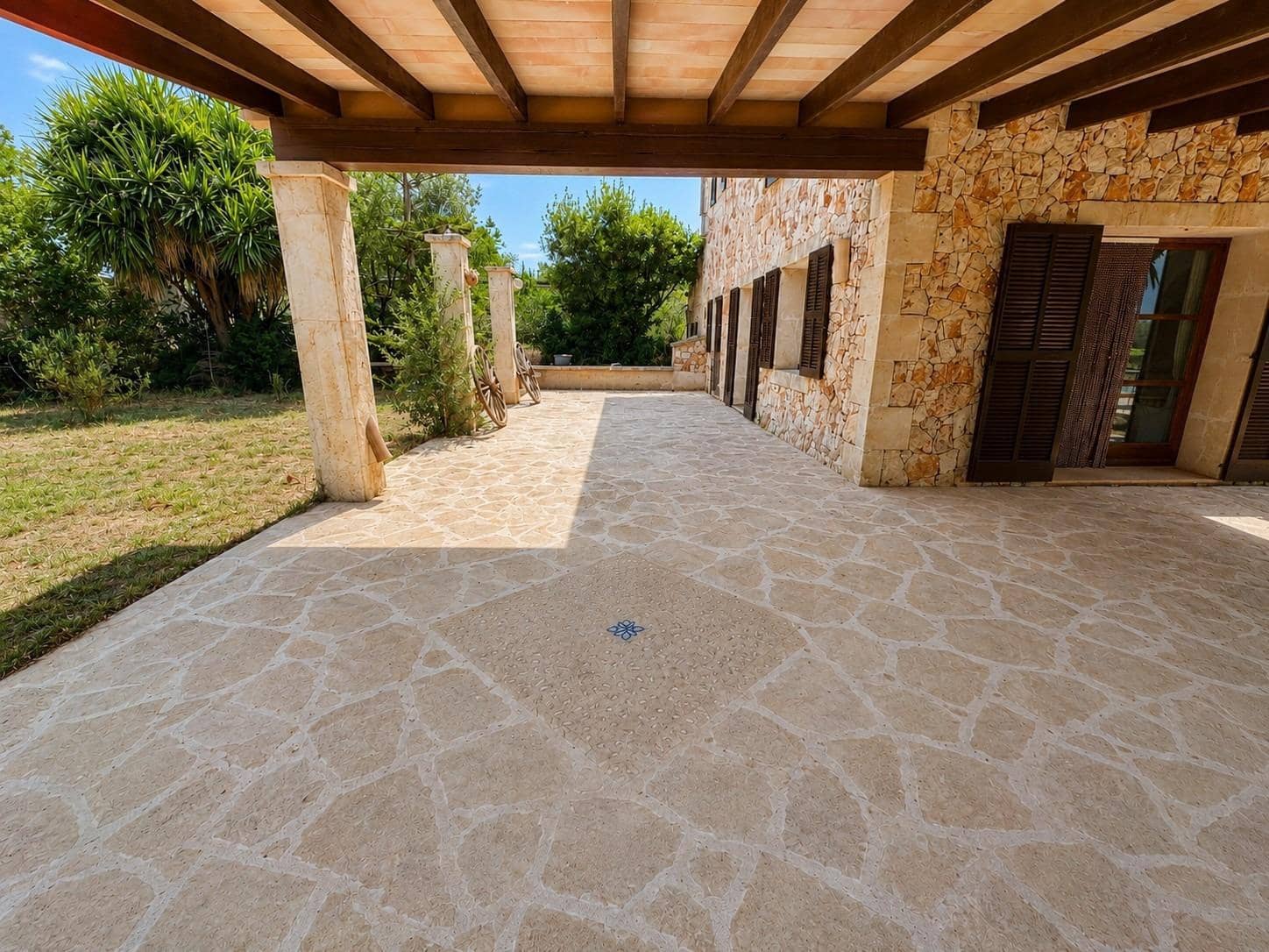 4 slaapkamer Finca/Landhuis te koop in Manacor met zwembad garage - € 1.900.000 (Ref: 9846303)