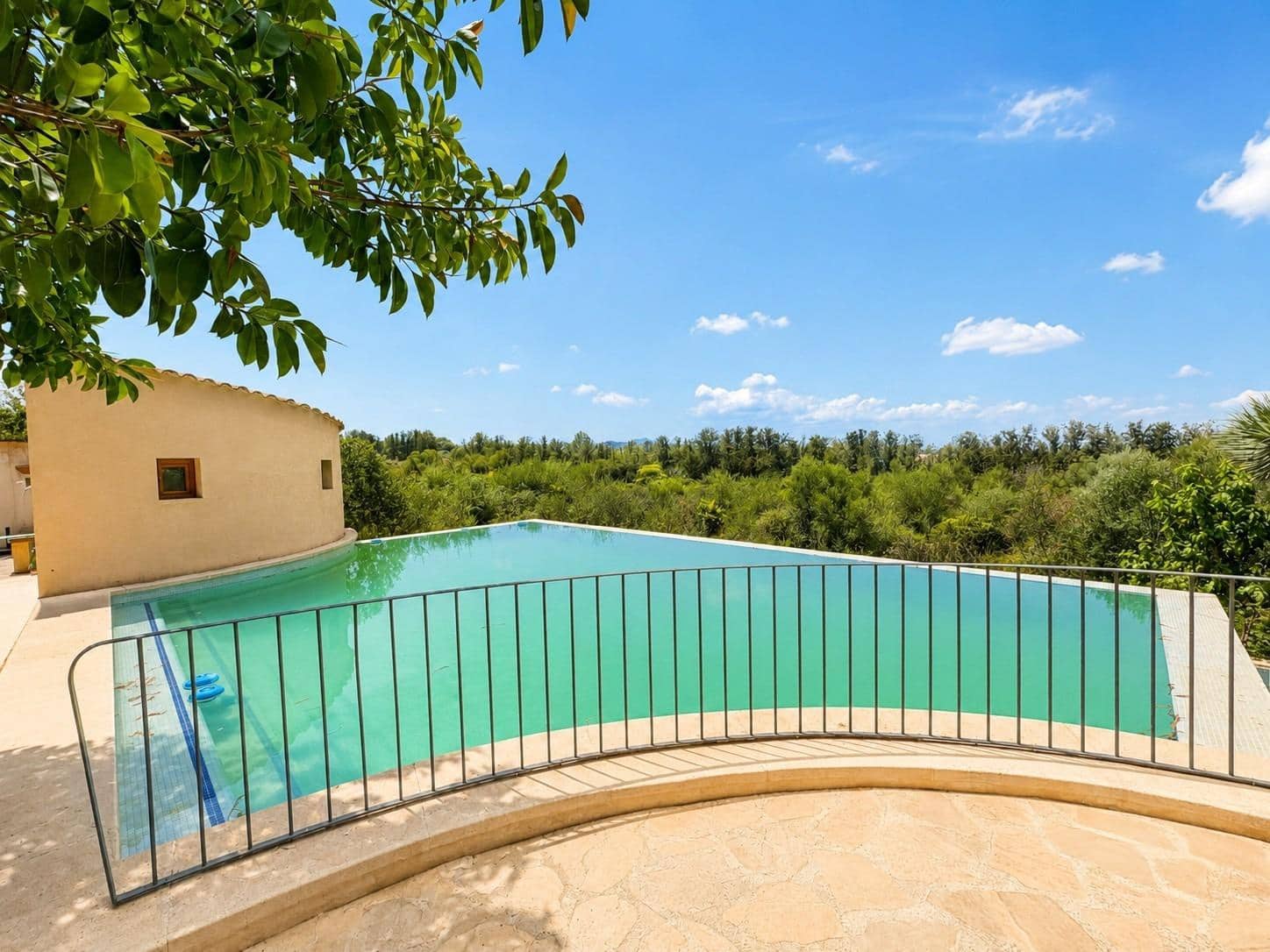 4 slaapkamer Finca/Landhuis te koop in Manacor met zwembad garage - € 1.900.000 (Ref: 9846303)