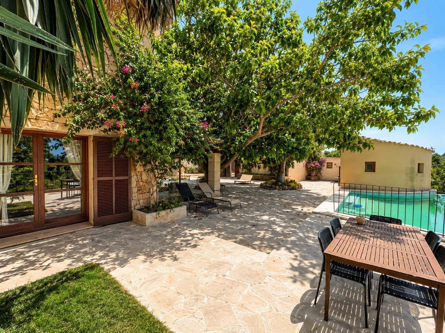 4 slaapkamer Finca/Landhuis te koop in Manacor met zwembad garage - € 1.900.000 (Ref: 9846303)