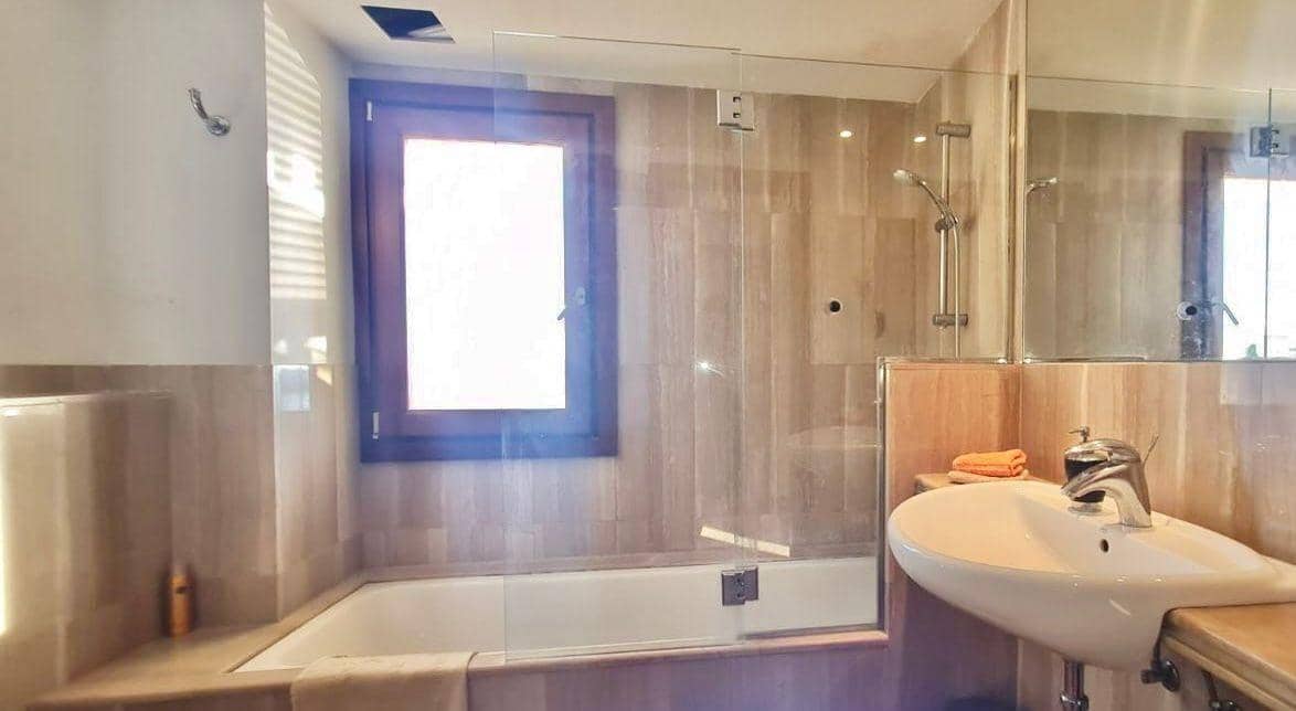 3 bedroom Flat for sale in Palma de Mallorca - € 1,400,000 (Ref: 9851852)