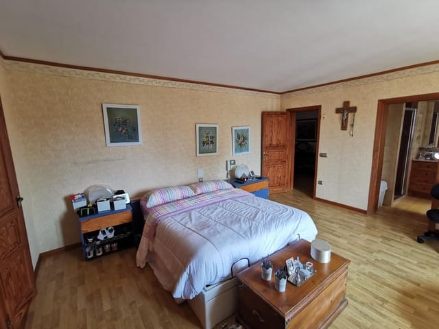 3 quarto Moradia para venda em Ca'n Picafort, Santa Margalida com garagem - 1 300 000 € (Ref: 9876504)
