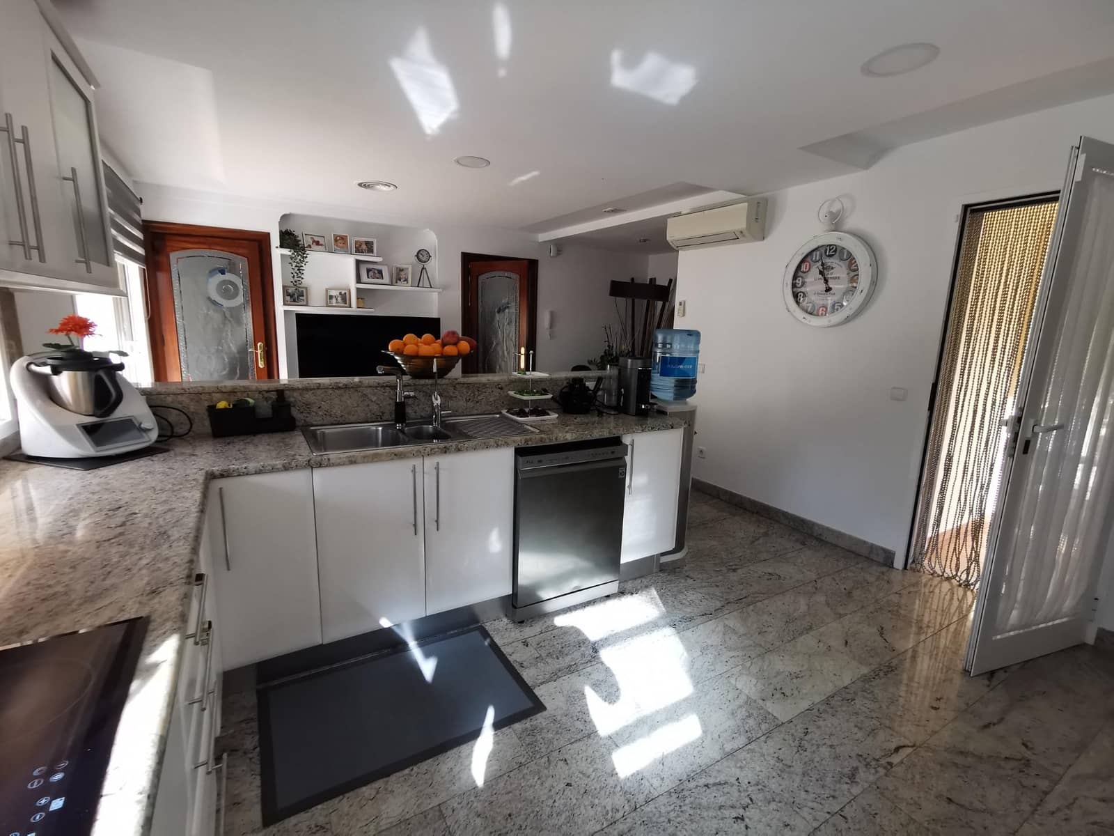 4 soveværelse Villa til salg i Ca'n Picafort med swimmingpool garage - € 1.600.000 (Ref: 9876505)