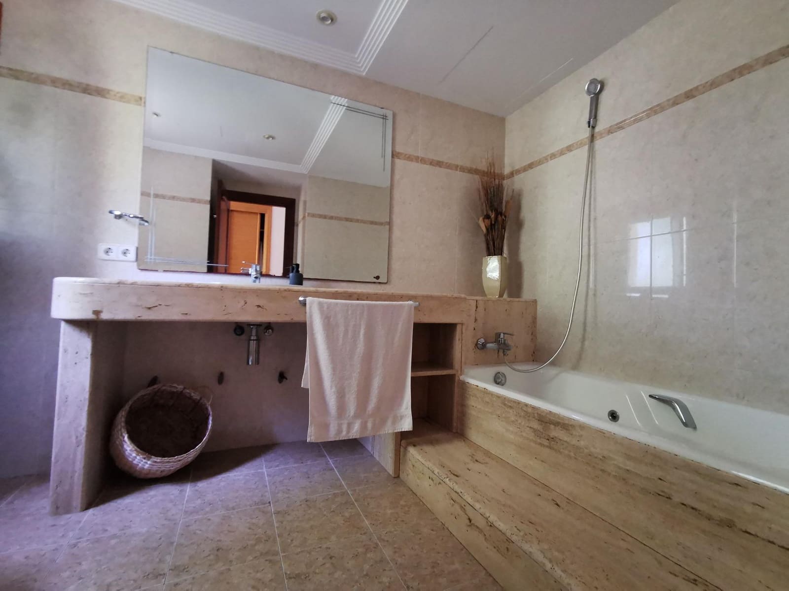 4 soveværelse Villa til salg i Ca'n Picafort med swimmingpool garage - € 1.600.000 (Ref: 9876505)