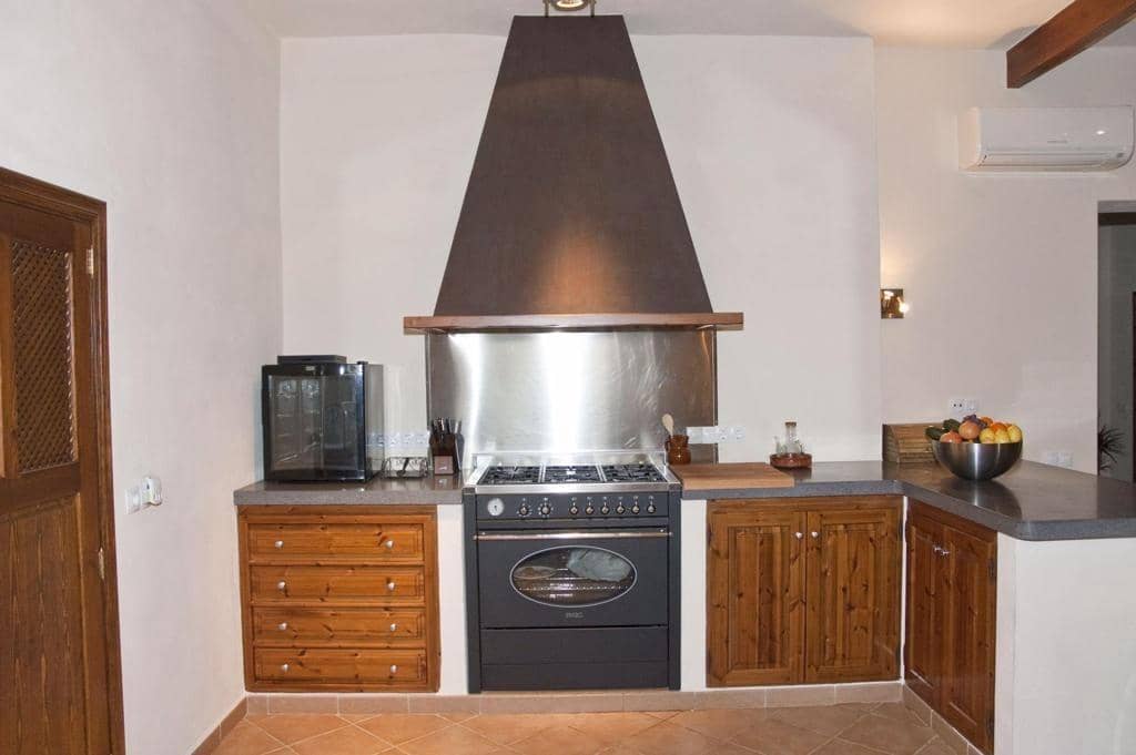 4 sypialnia Willa na sprzedaż w Cala Murada z basenem garażem - 1 550 000 € (Ref: 9876506)