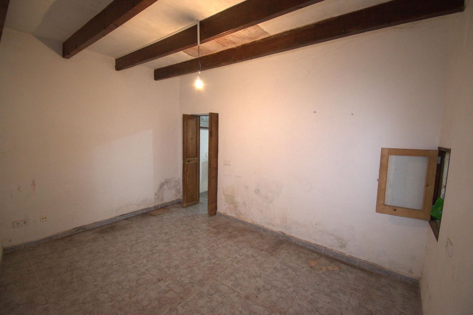 2 bedroom Townhouse for sale in Sineu with garage - € 360,000 (Ref: 9892440)