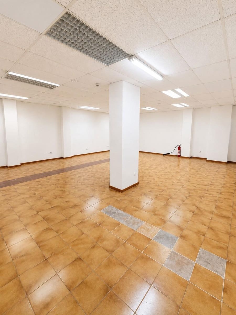 Commercial for rent in Palma de Mallorca - € 1,500 (Ref: 9929467)