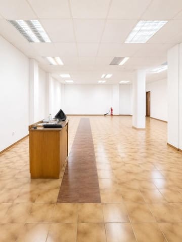 Kaupallinen vuokrattavana paikassa Palma de Mallorca - 1 500 € (Ref: 9929467)