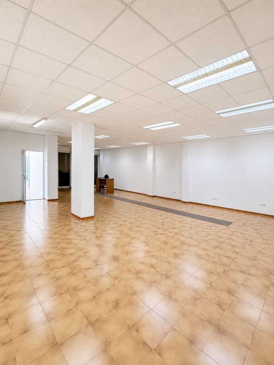 Commercial for rent in Palma de Mallorca - € 1,500 (Ref: 9929467)
