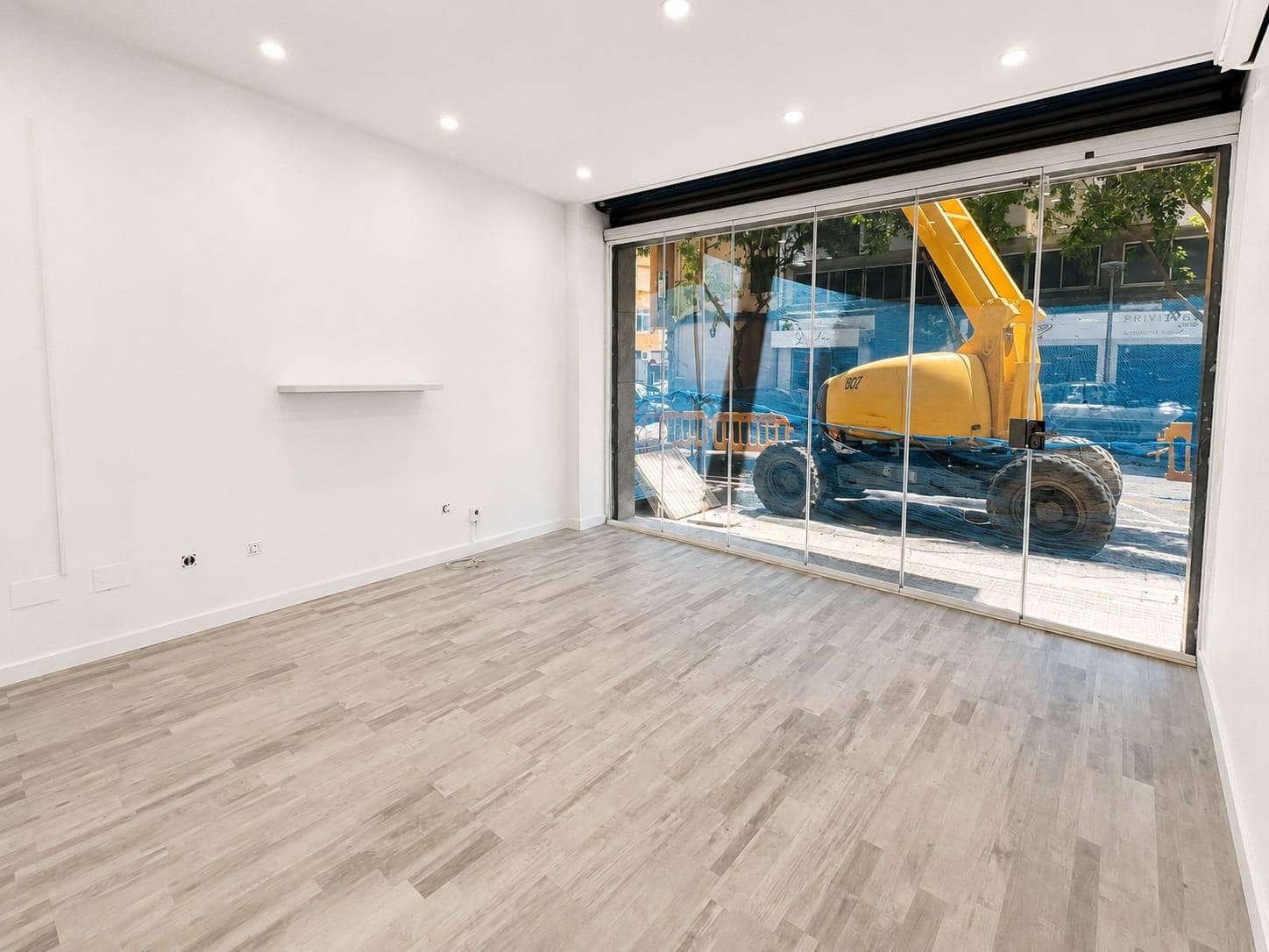 Commercial for rent in Palma de Mallorca - € 1,500 (Ref: 9929467)