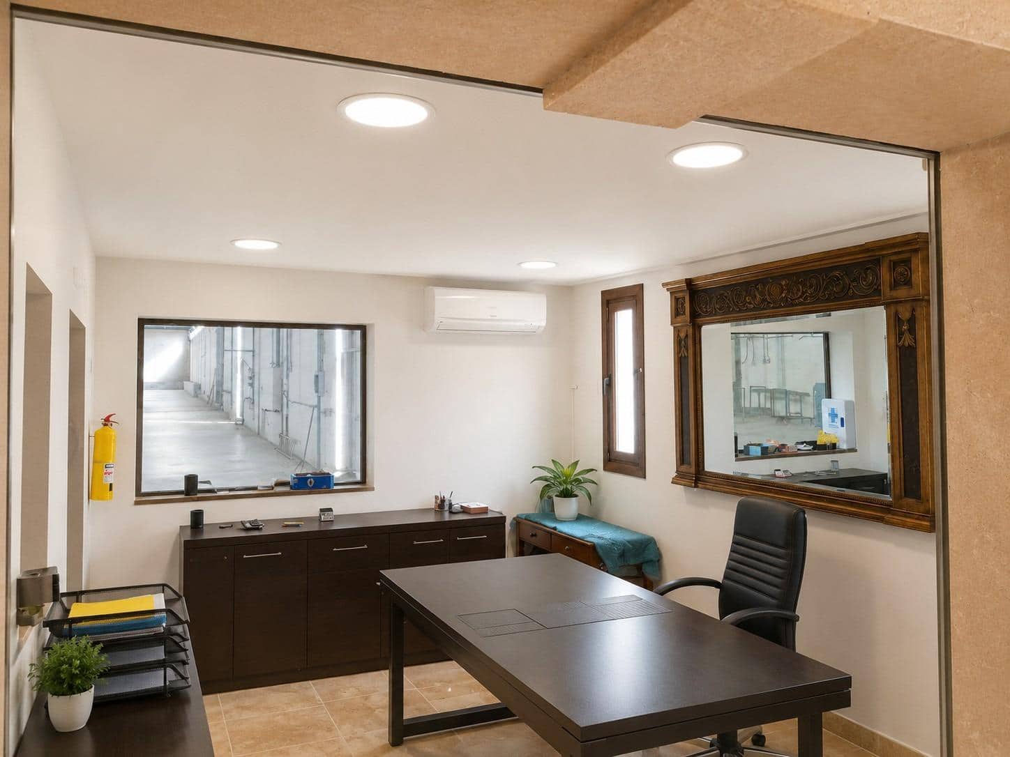 8 slaapkamer Bedrijf te koop in Manacor met garage - € 2.100.000 (Ref: 9940039)