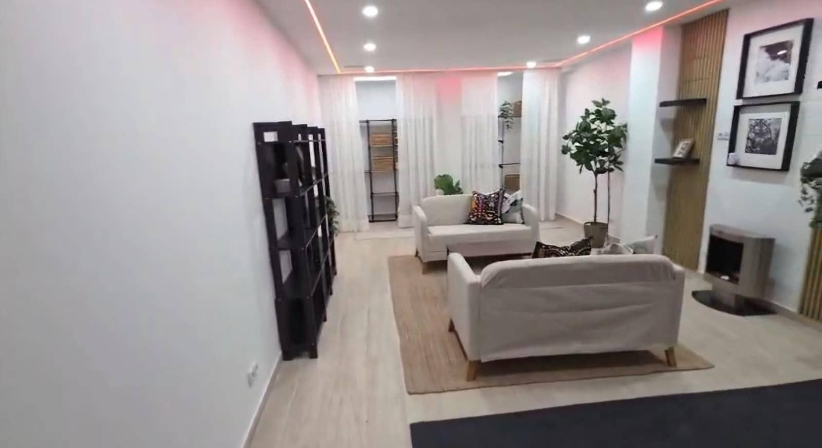 1 quarto Comercial para arrendar em Cala Vinyes / Cala Vinyas / Cala Vinas - 1 400 € (Ref: 9945785)