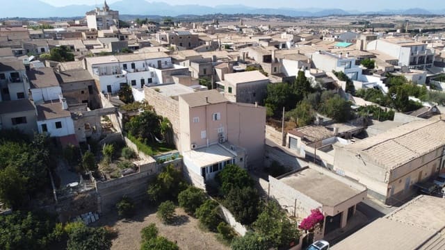 3 soveværelse Byhus til salg i Santa Margalida med garage - € 549.000 (Ref: 9959838)