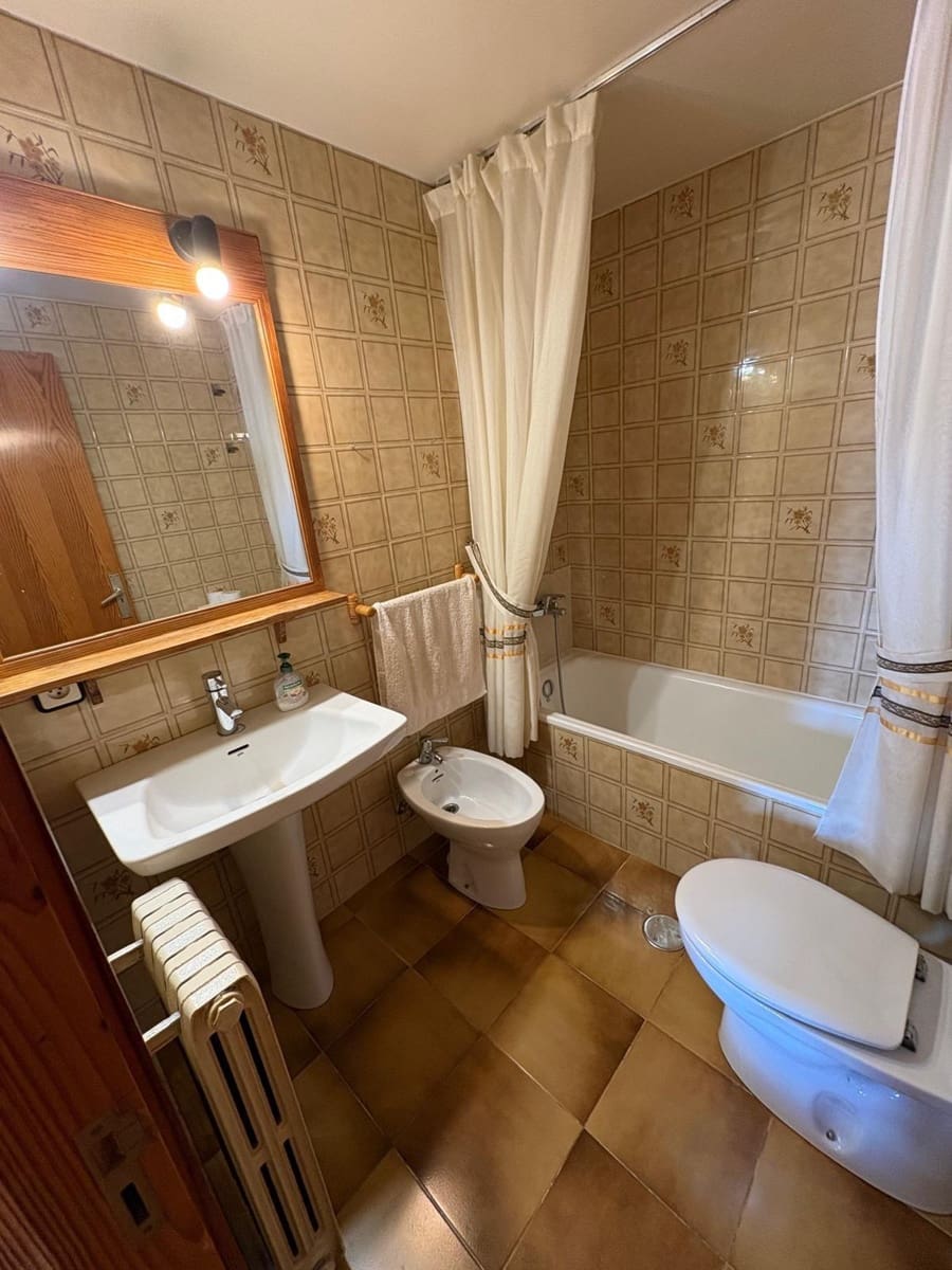 4 bedroom Flat for sale in Palma de Mallorca - € 629,000 (Ref: 9975506)