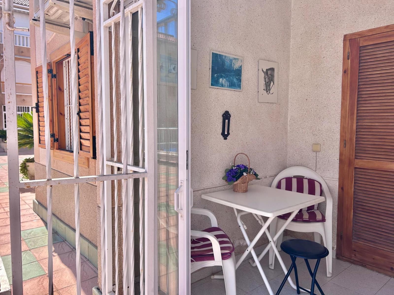 1 sovrum Strandlägenhet att hyra i Torrevieja med pool - 600 € (Ref: 10027886)