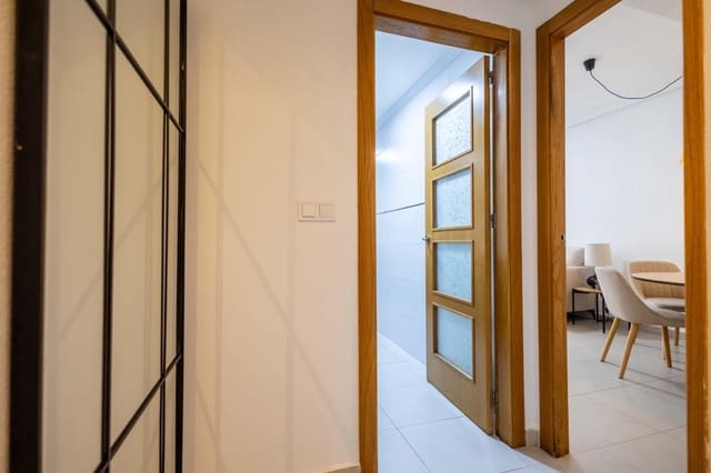 3 soveværelse Lejlighed til salg i Torrevieja - € 220.000 (Ref: 9868729)