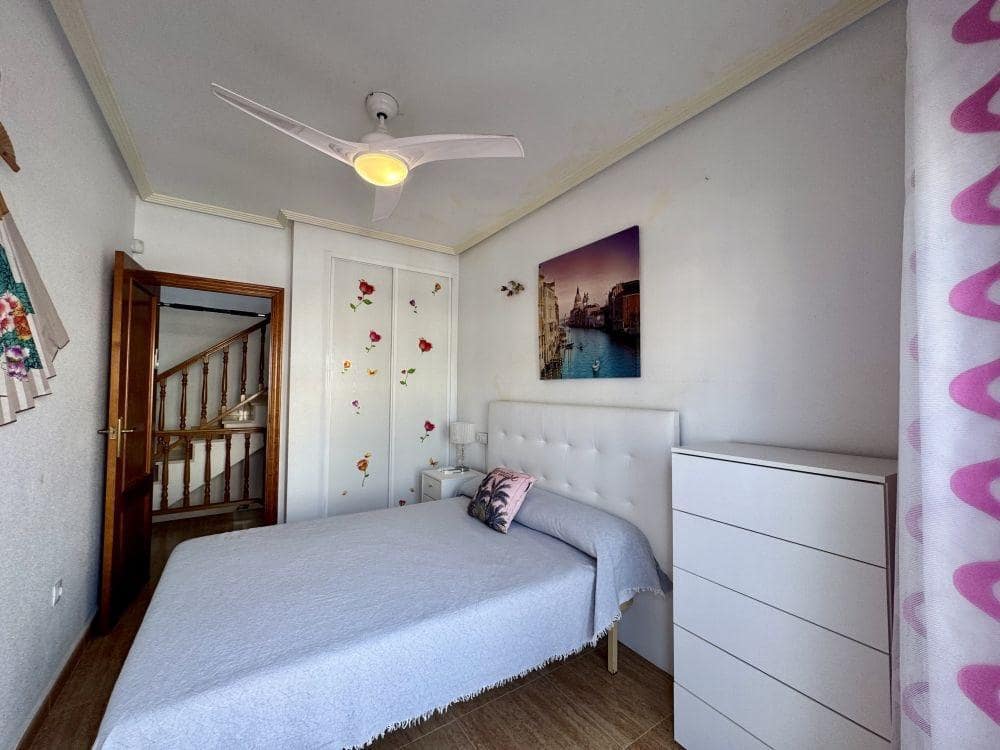 2 makuuhuone Rivitalo myytävänä paikassa Las Mimosas mukana uima-altaan - 177 900 € (Ref: 9868730)
