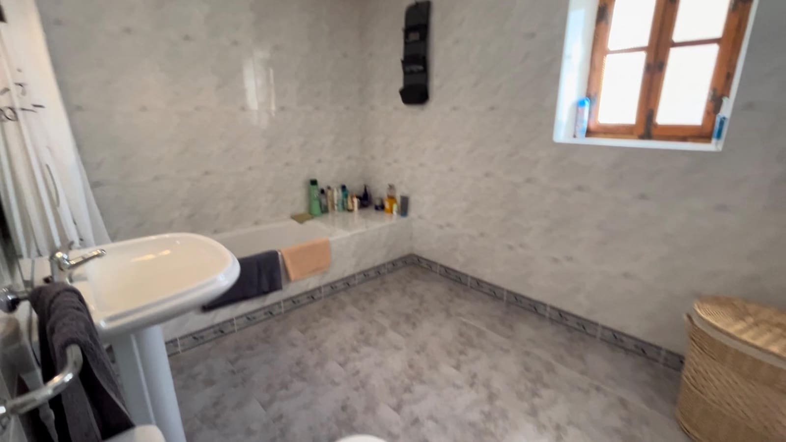 3 bedroom Finca/Country House for rent in Albox - € 650 (Ref: 9898969)