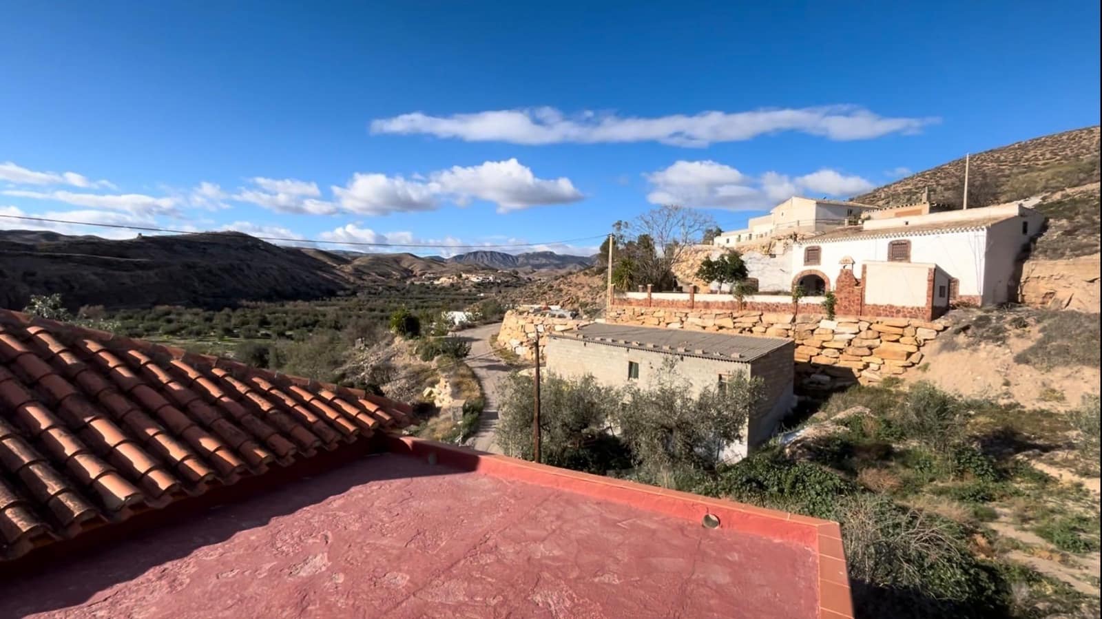 3 bedroom Finca/Country House for rent in Albox - € 650 (Ref: 9898969)