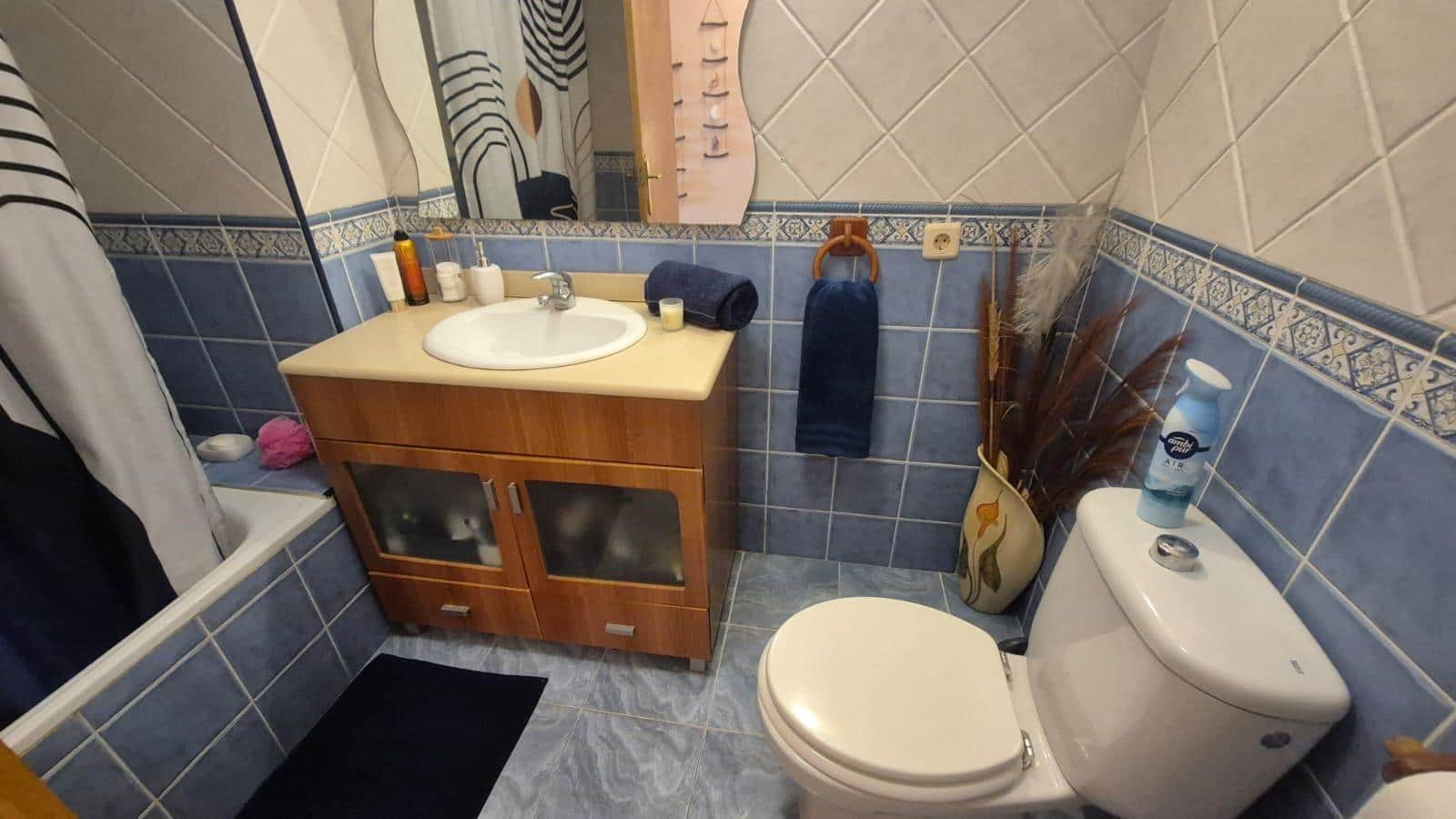 2 makuuhuone Huoneisto myytävänä paikassa Torrevieja mukana uima-altaan - 154 400 € (Ref: 9922461)