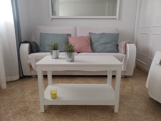 2 soveværelse Lejlighed til leje i La Zenia, Orihuela med swimmingpool - € 1.000 (Ref: 9924684)
