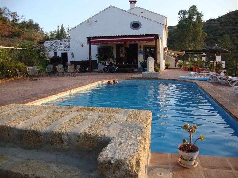 12 bedroom Hotel for sale in Guaro with pool garage - € 750,000 (Ref: 10161775)
