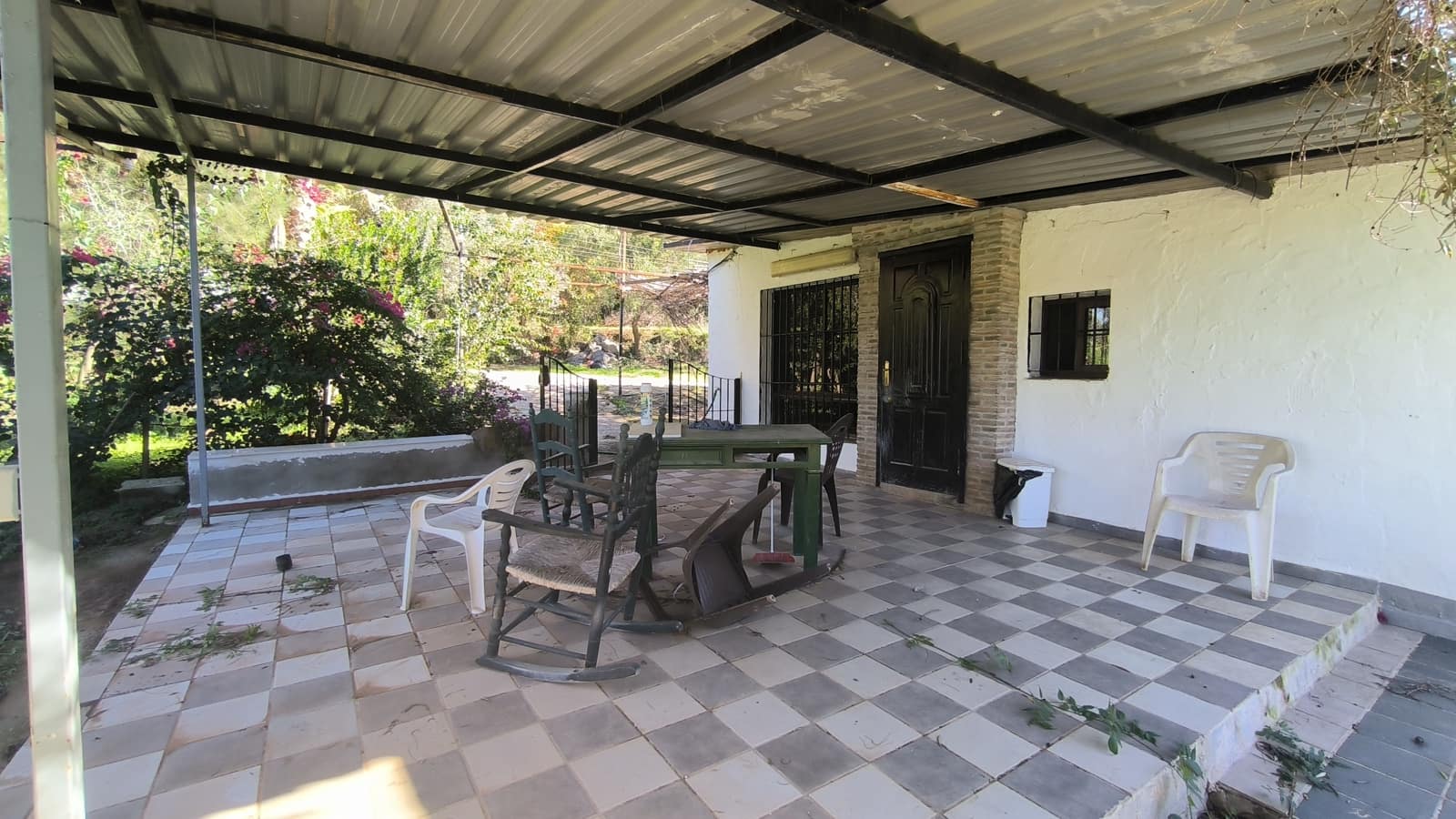 12 bedroom Hotel for sale in Guaro with pool garage - € 750,000 (Ref: 10161775)