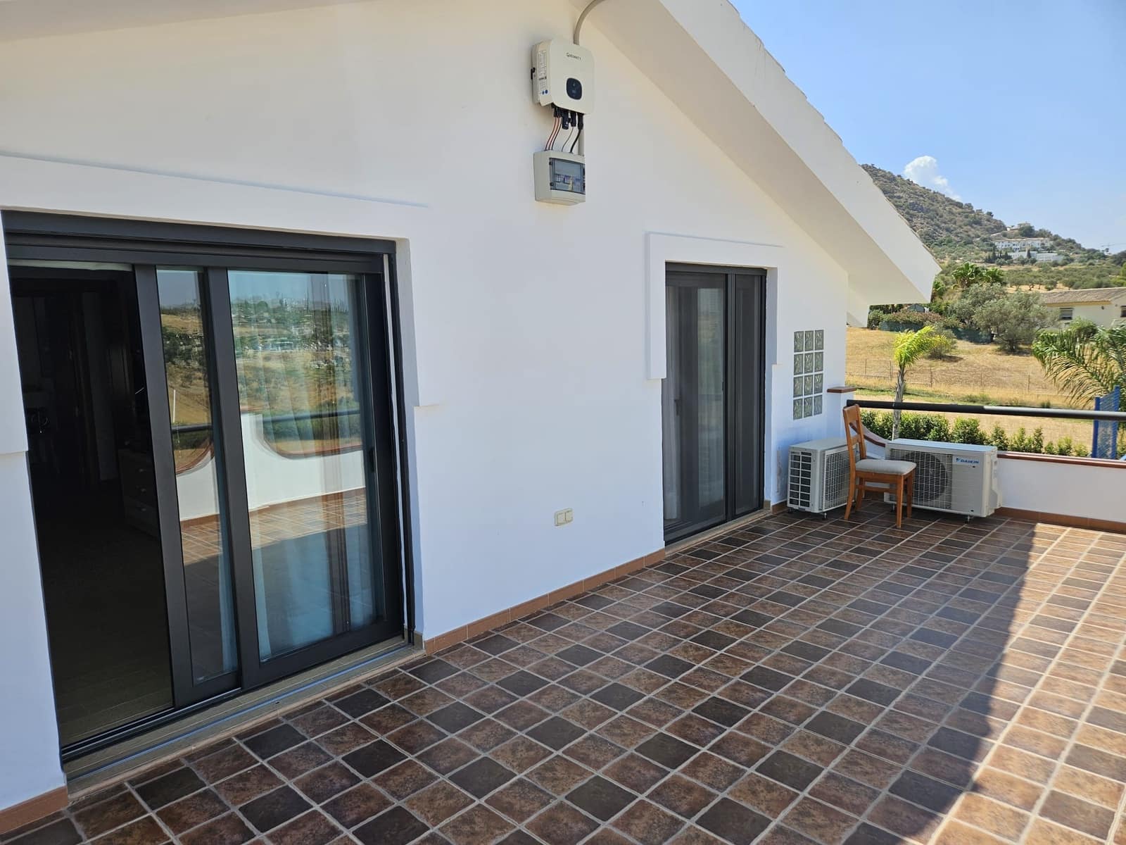 5 soverom Bungalow til salgs i Alhaurin el Grande med svømmebasseng garasje - € 699 000 (Ref: 8533218)