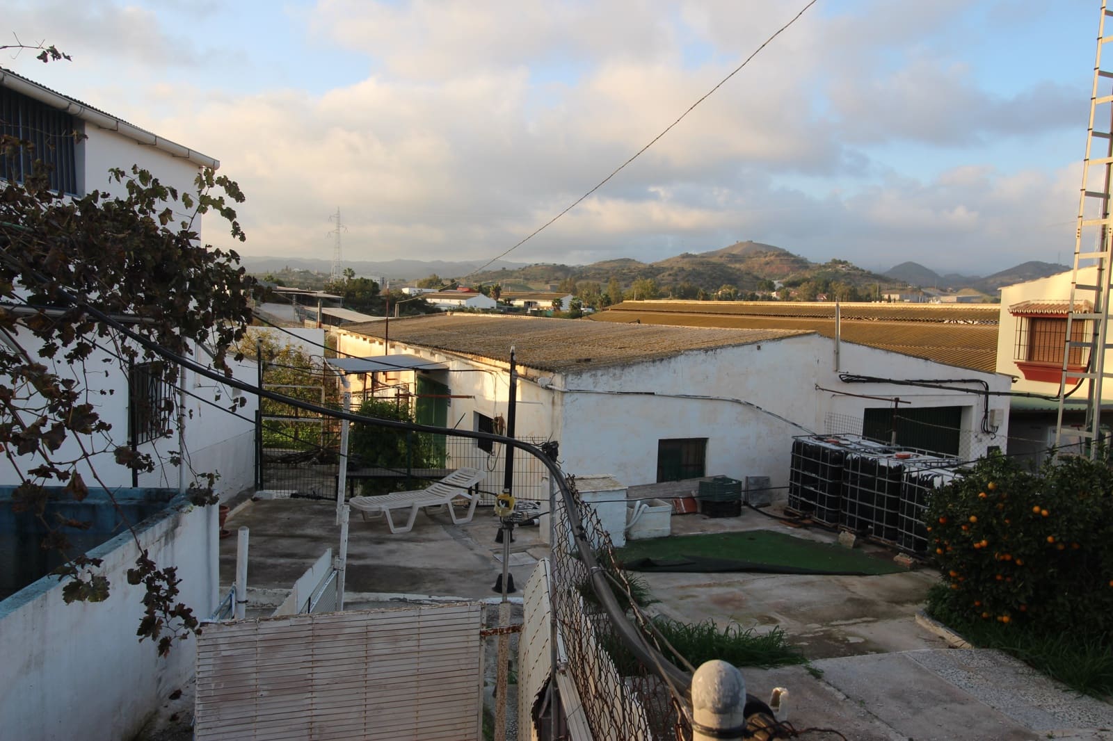 5 soveværelse Finca/Landehus til salg i Campanillas med garage - € 325.000 (Ref: 8678533)