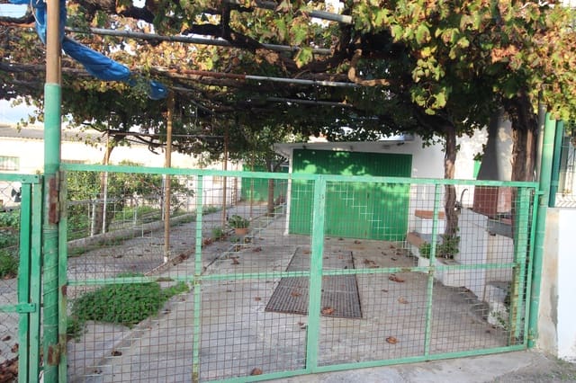 5 soverom Finca/Herregård til salgs i Santa Rosalia, Málaga by med garasje - € 325 000 (Ref: 8678533)