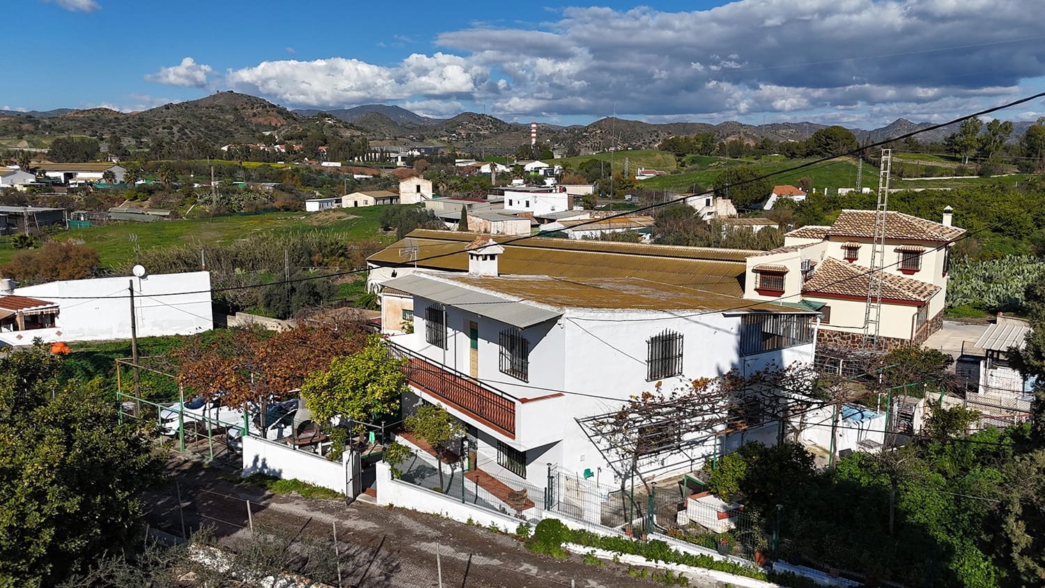 5 soveværelse Finca/Landehus til salg i Campanillas med garage - € 325.000 (Ref: 8678533)