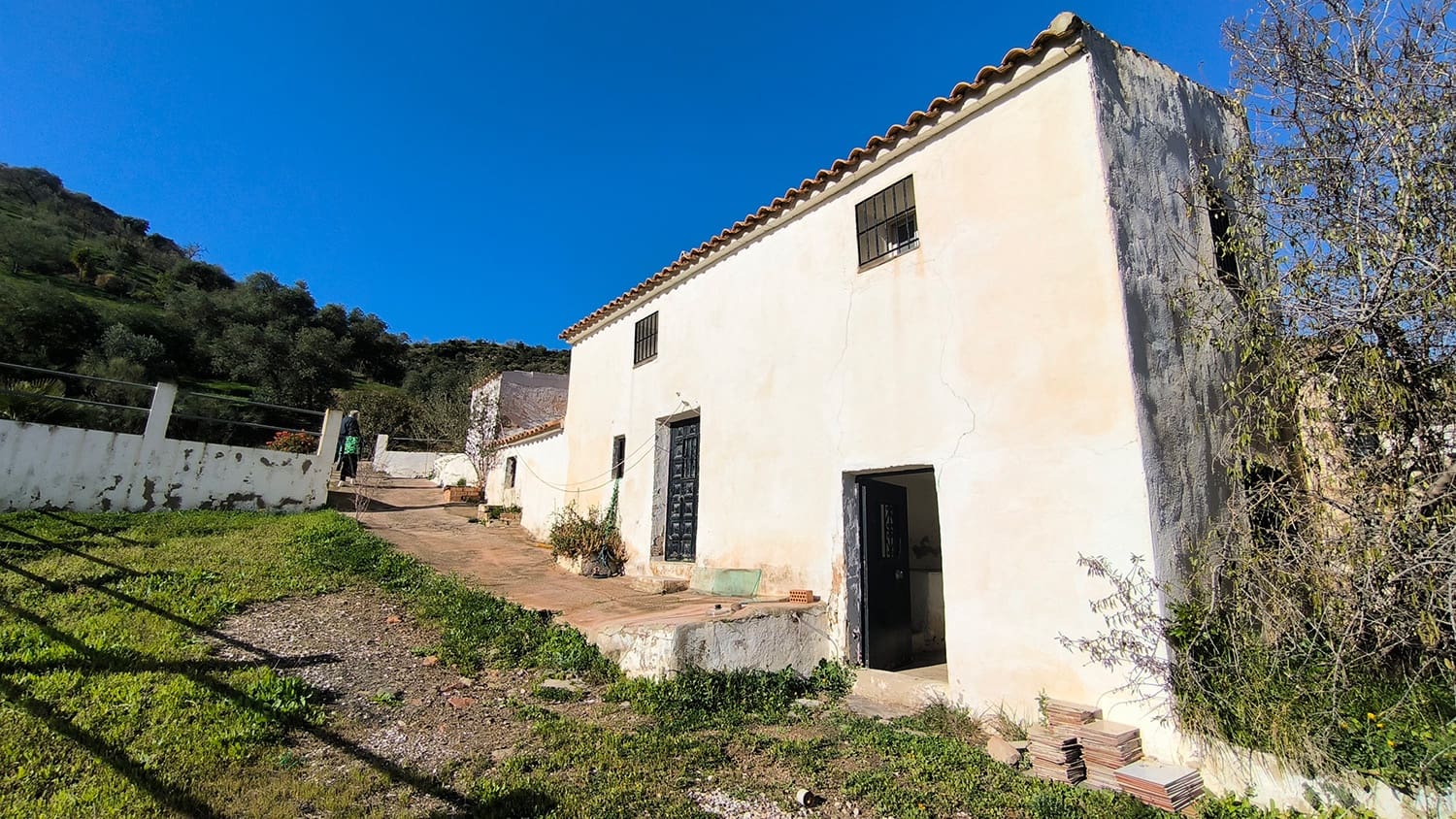 6 quarto Quinta/Casa Rural para venda em Almogia com garagem - 145 000 € (Ref: 8722365)