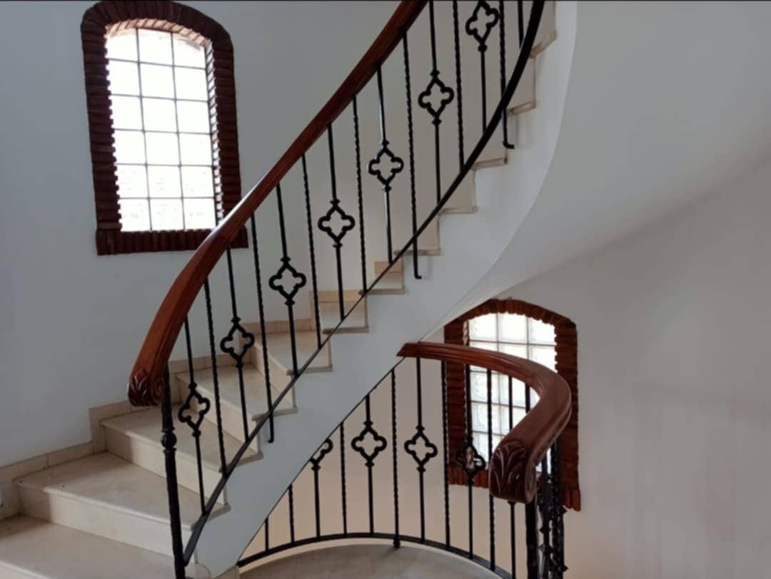 5 sypialnia Dom szeregowy na sprzedaż w Coin z basenem - 750 000 € (Ref: 9219134)