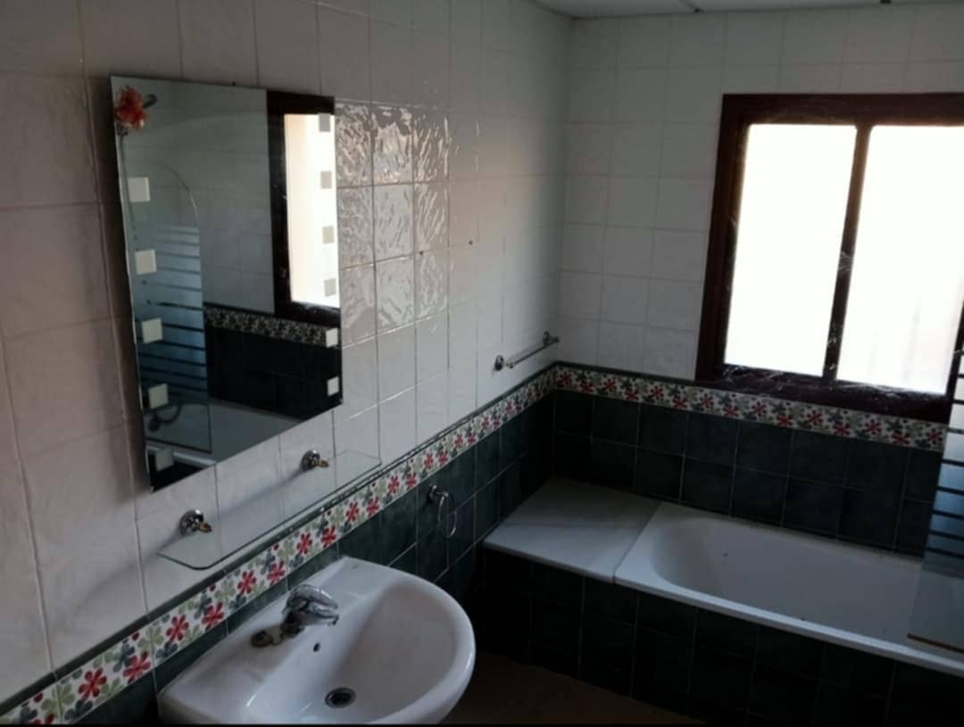 5 sypialnia Dom szeregowy na sprzedaż w Coin z basenem - 750 000 € (Ref: 9219134)