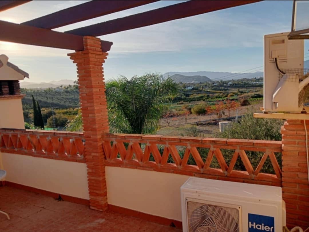 5 sypialnia Dom szeregowy na sprzedaż w Coin z basenem - 750 000 € (Ref: 9219134)