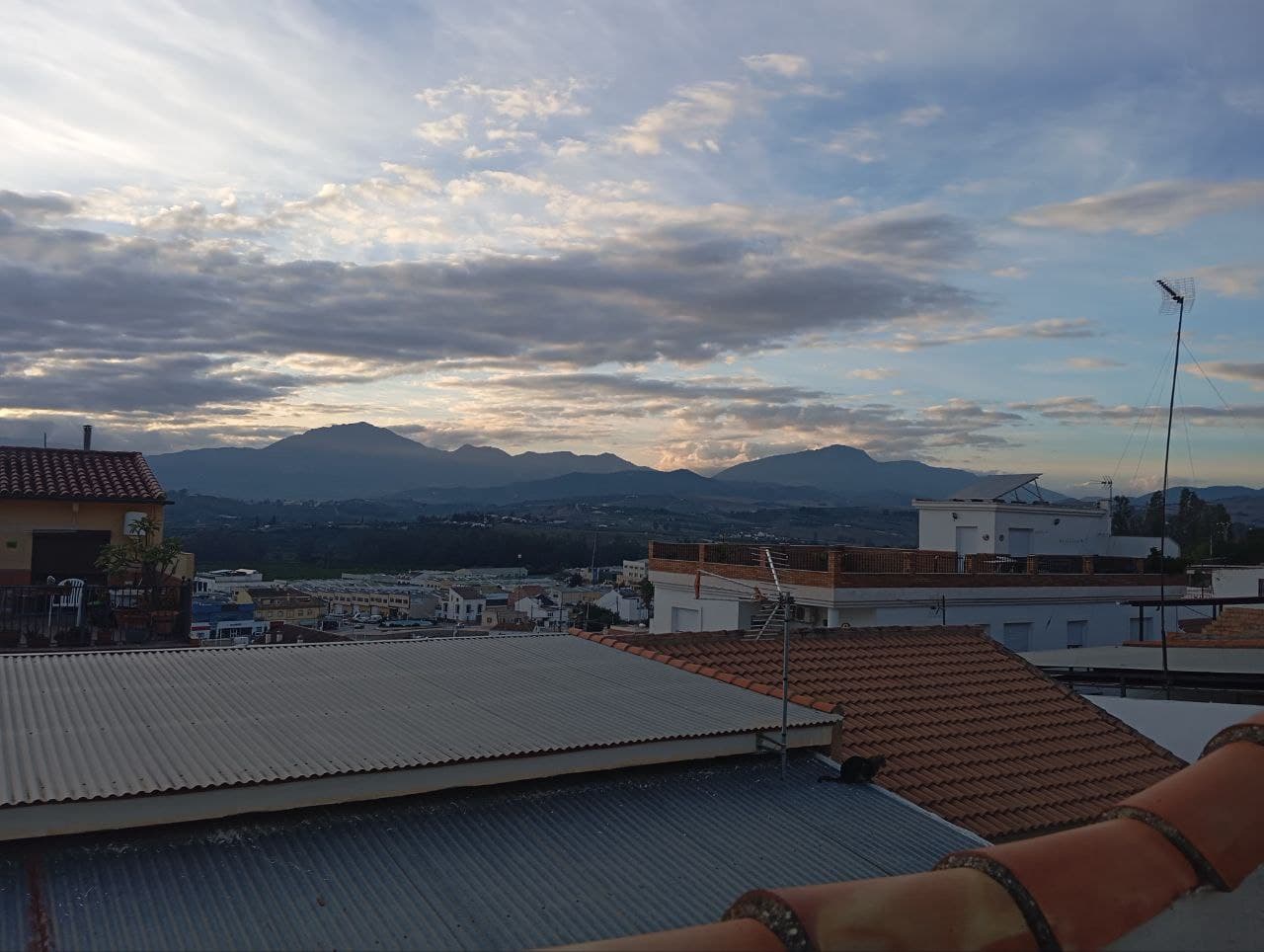 6 sypialnia Finka/Dom wiejski na sprzedaż w Pizarra - 298 000 € (Ref: 9436364)