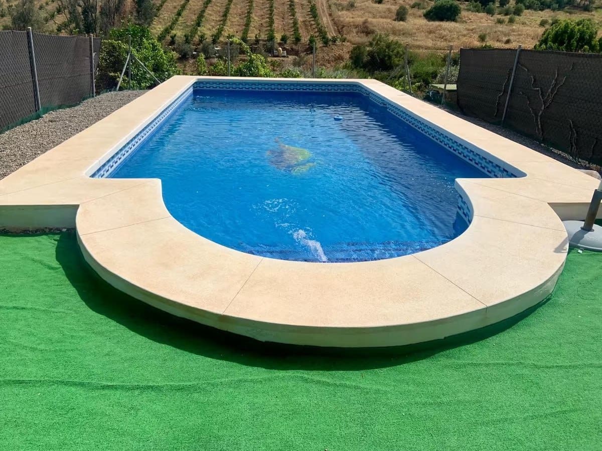 2 chambre Finca/Maison de Campagne à vendre à Alora avec piscine garage - 310 000 € (Ref: 9603523)