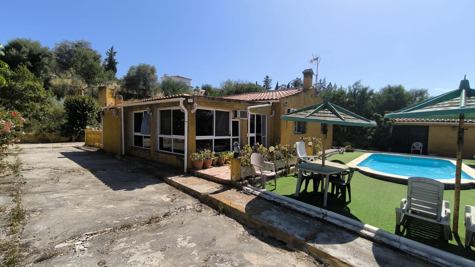 3 bedroom Finca/Country House for sale in Malaga city with pool garage - € 295,000 (Ref: 9861156)