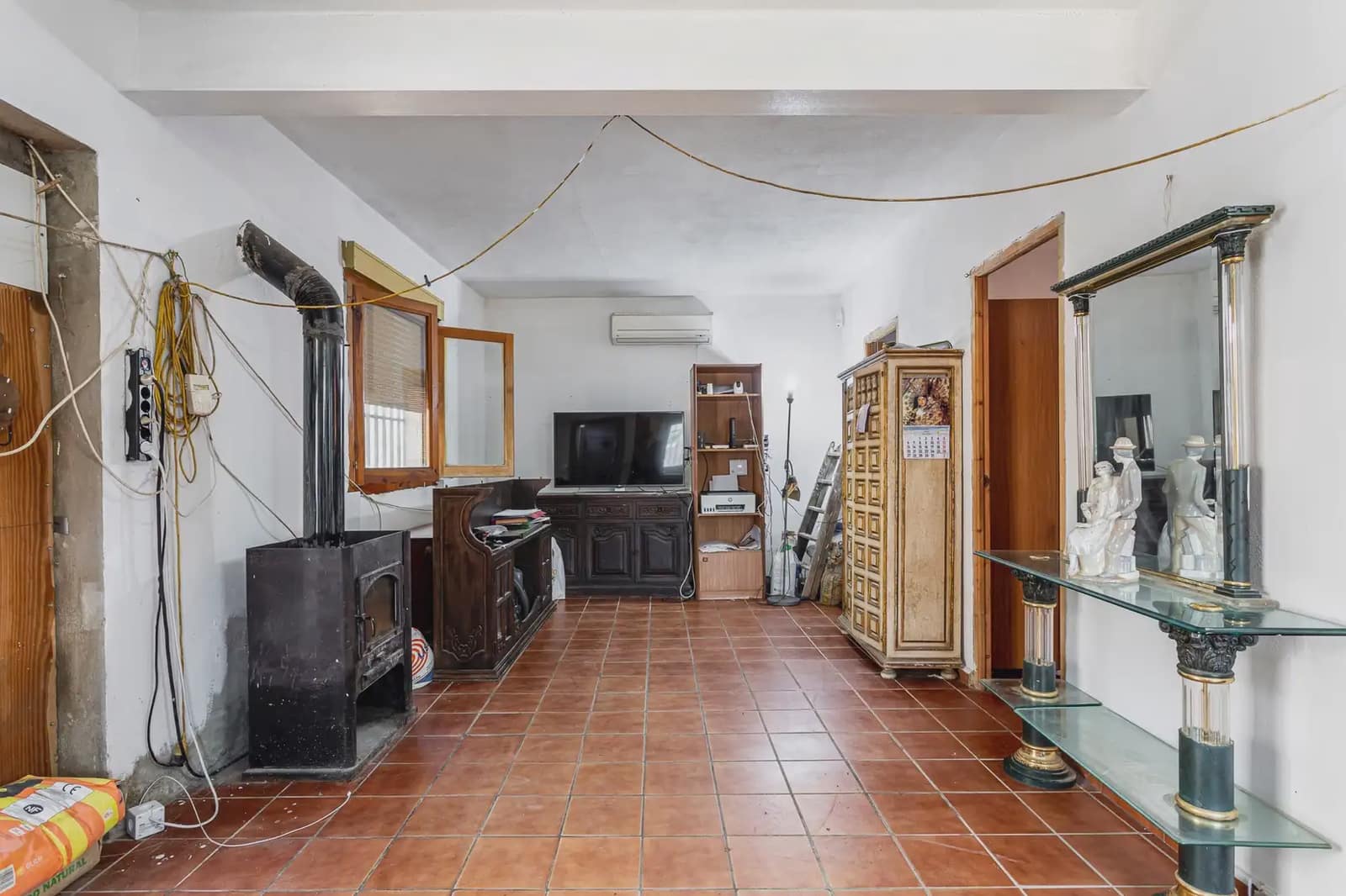 Finca/Casa Rural de 2 habitaciones en Vilamarxant / Villamarchante en venta con garaje - 135.000 € (Ref: 10004745)