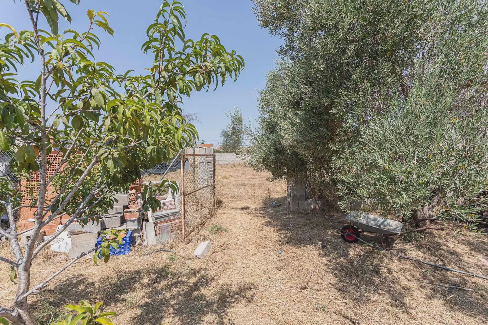 Finca/Casa Rural de 2 habitaciones en Vilamarxant / Villamarchante en venta con garaje - 135.000 € (Ref: 10004745)