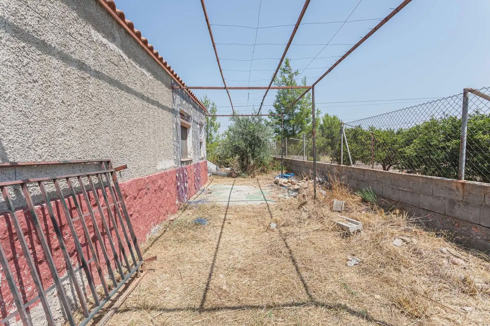 Finca/Casa Rural de 2 habitaciones en Vilamarxant / Villamarchante en venta con garaje - 135.000 € (Ref: 10004745)