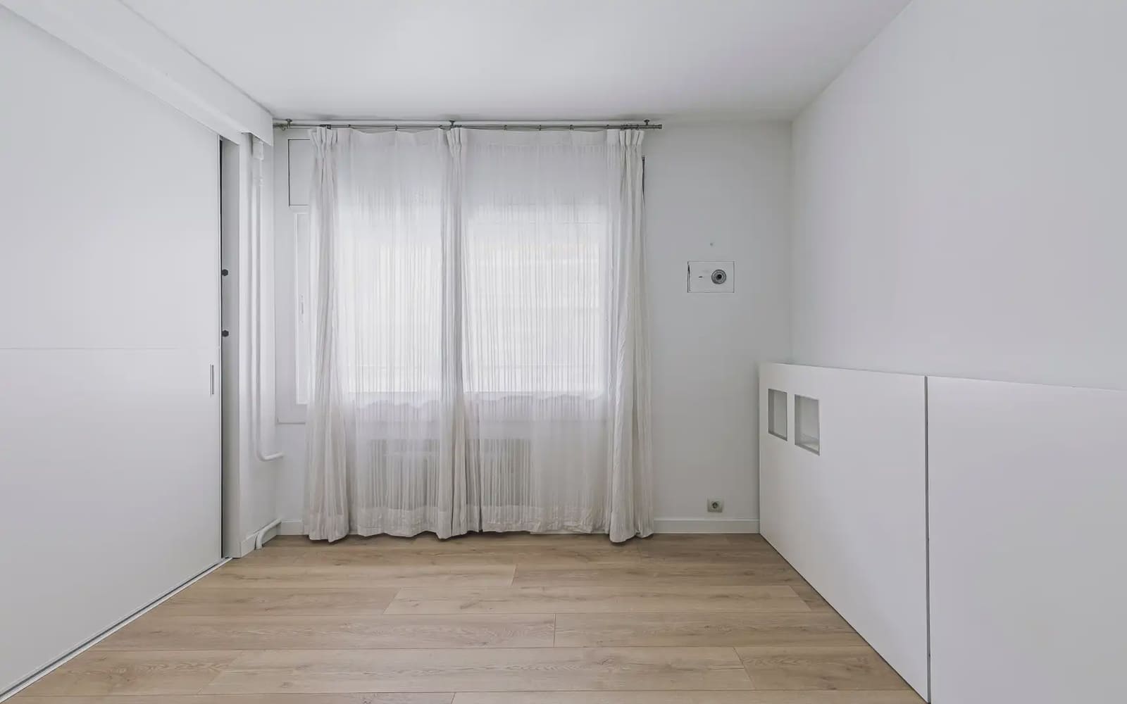 3 sovrum Lägenhet att hyra i Barcelona stad med pool garage - 2 950 € (Ref: 10007481)