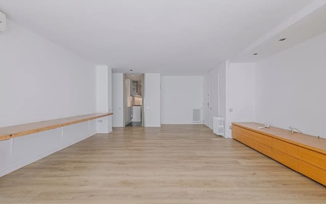 3 quarto Apartamento para arrendar em Sant Gervasi - Galvany, Barcelona cidade com piscina garagem - 2 950 € (Ref: 10007481)
